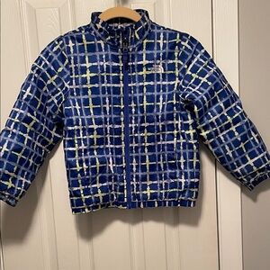 Kids Blue Plaid Jacket B Size XS (6) great condition. 💙